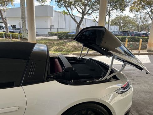 Used 2023 Porsche 911 Targa 4 GTS image 40