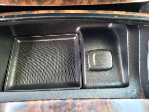 Used 2015 Chevrolet Impala LT w/ Convenience Package FWD image 18