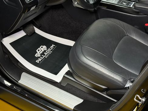 Used 2020 Land Rover Range Rover HSE image 40