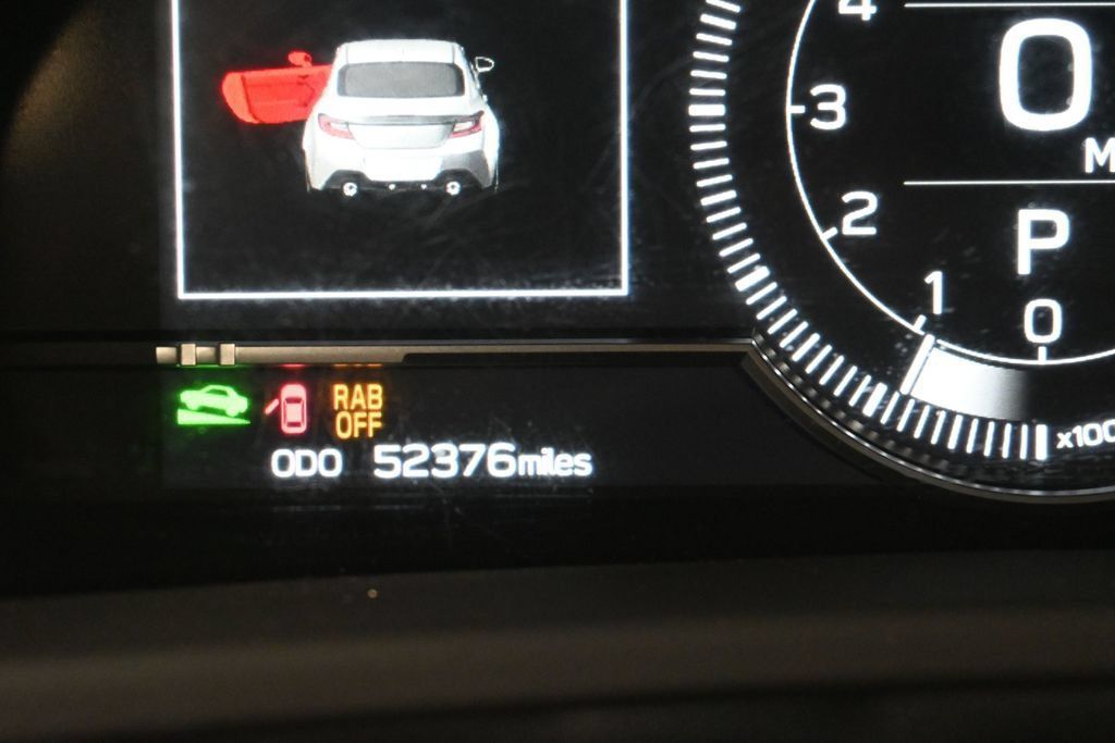 Used 2023 Toyota GR86 RWD image 7
