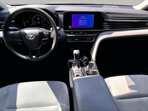 Used 2025 Toyota Camry LE FWD image 16