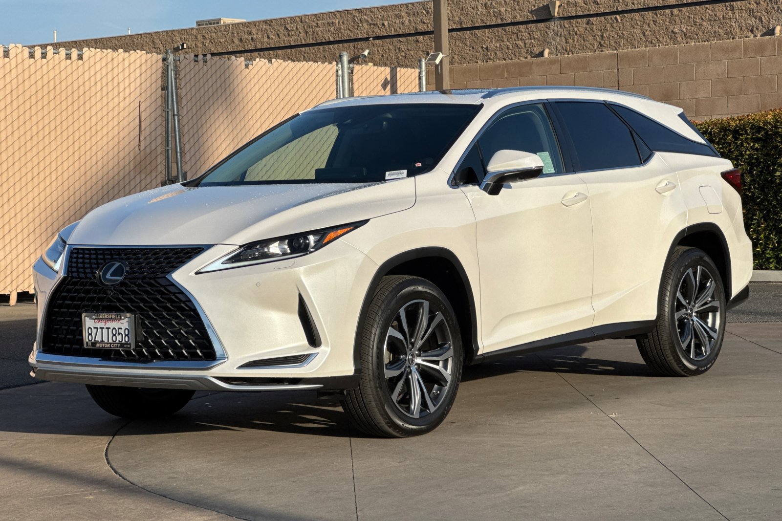 Used 2022 Lexus RX 350L FWD w/ Premium Package image 8