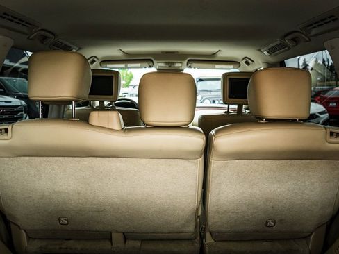 Used 2017 INFINITI QX80 4WD w/ Deluxe Technology Package image 39
