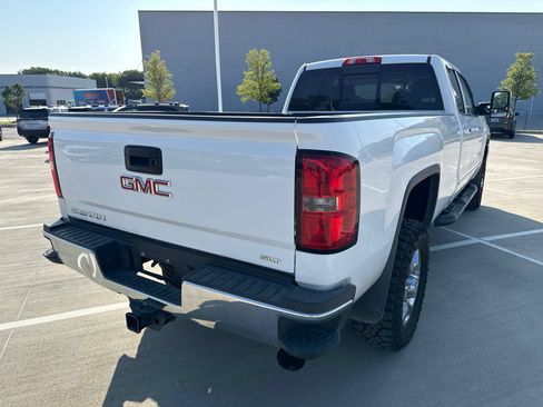Used 2016 GMC Sierra 3500 SLT w/ Suspension Package, Off-Road AWD/4WD image 3
