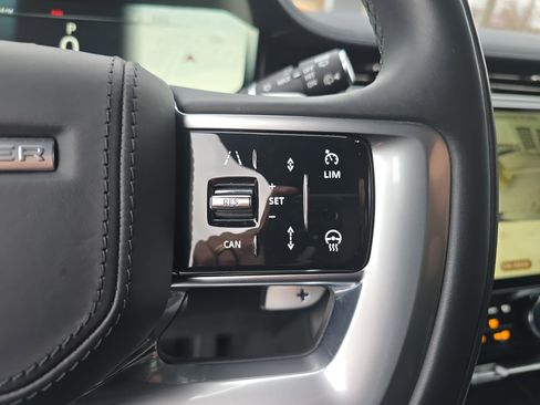 Used 2023 Land Rover Range Rover SE image 34