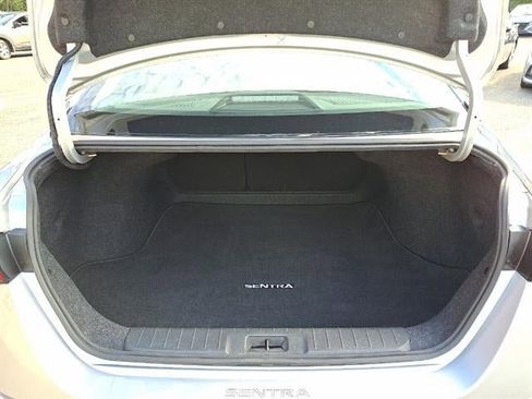 Used 2021 Nissan Sentra S image 59