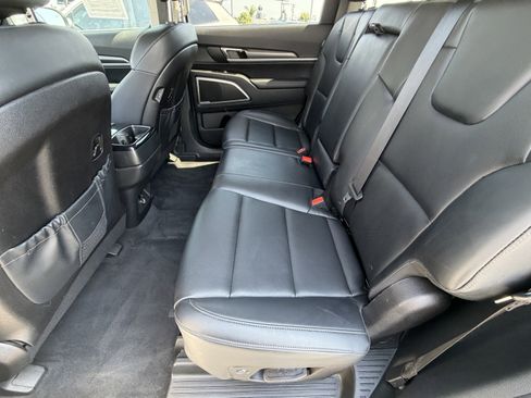 Certified 2024 Kia Telluride LX FWD image 26