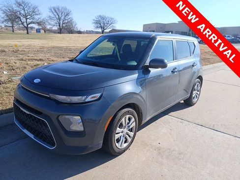 Used 2020 Kia Soul LX image 7