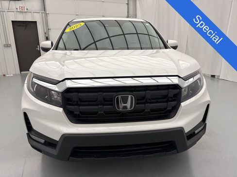 Used 2025 Honda Ridgeline RTL image 2
