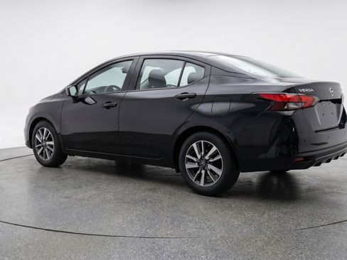 Used 2025 Nissan Versa SV FWD image 6