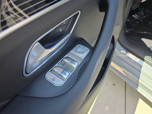 Certified 2025 Mercedes-Benz GLE 350 4MATIC image 22