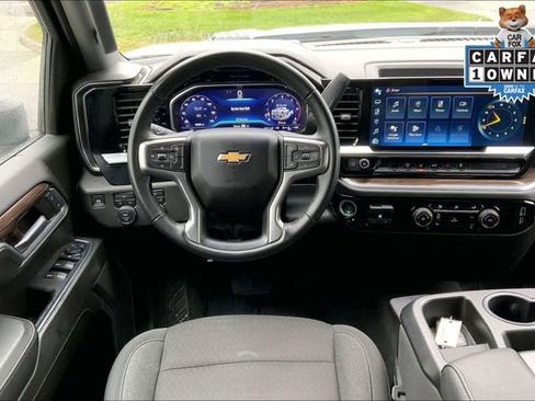 Used 2024 Chevrolet Silverado 2500 LT image 5