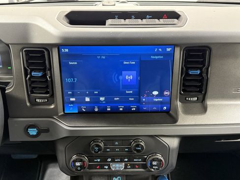 Used 2024 Ford Bronco Black Diamond image 28