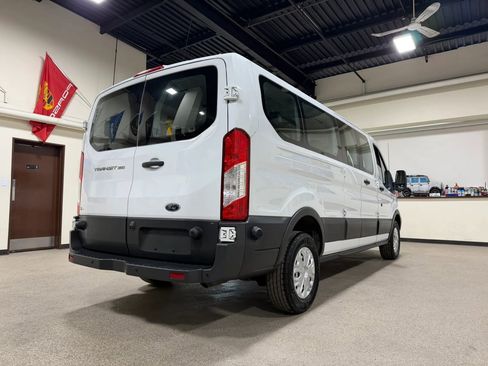 Used 2016 Ford Transit 350 XL image 8