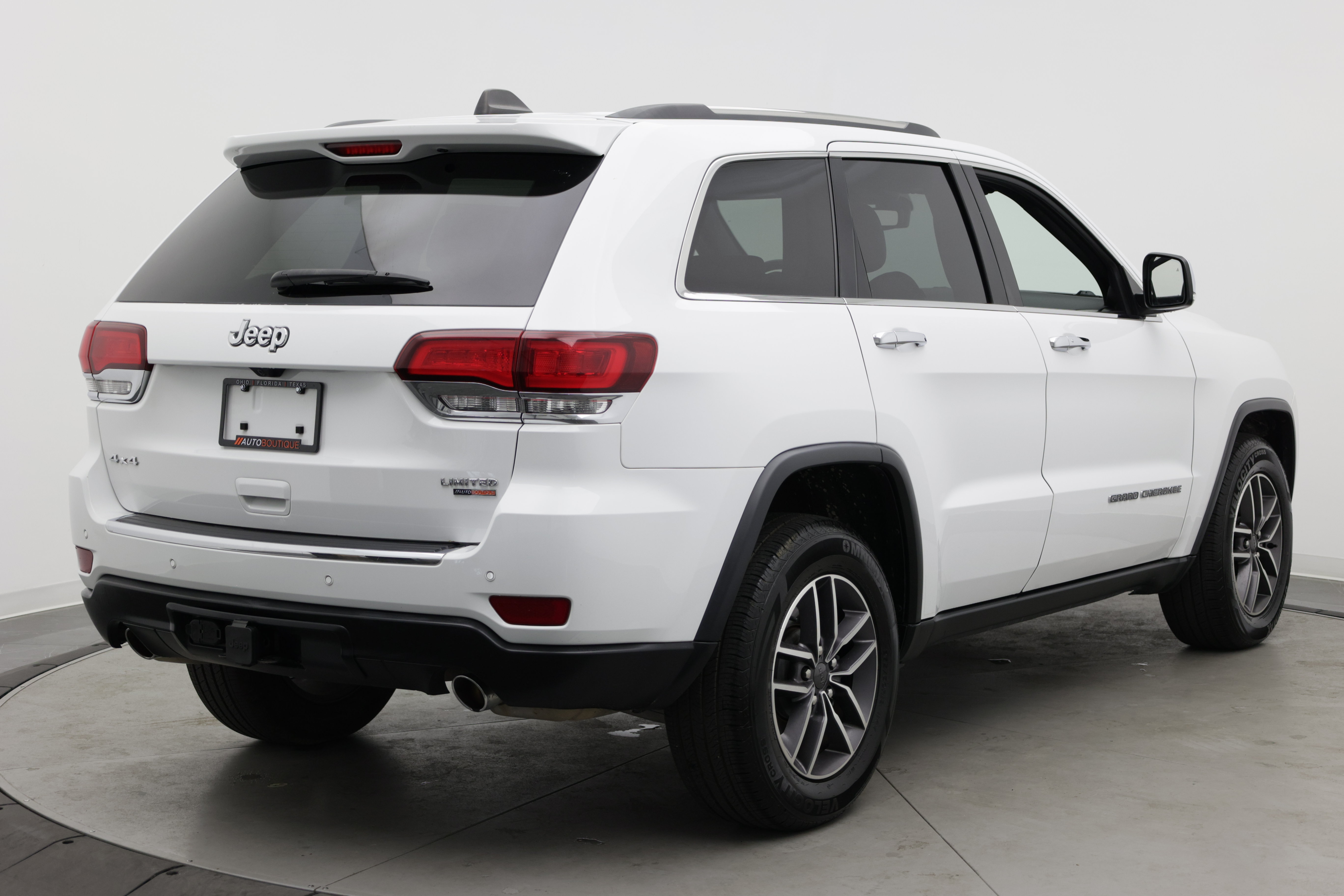 Used 2021 Jeep Grand Cherokee Limited w/ Trailer Tow Group IV AWD/4WD image 10