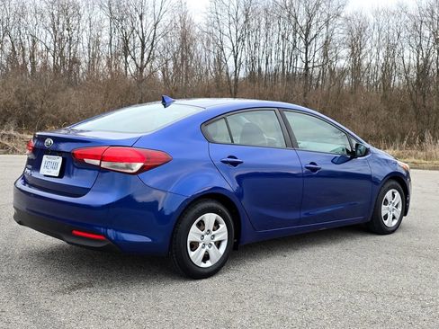 Used 2017 Kia Forte LX w/ LX Popular Package image 38