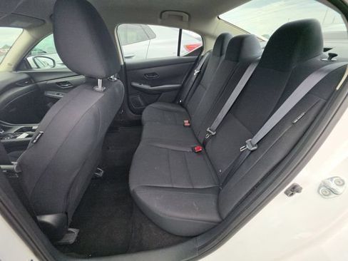 Used 2024 Nissan Sentra S FWD image 8