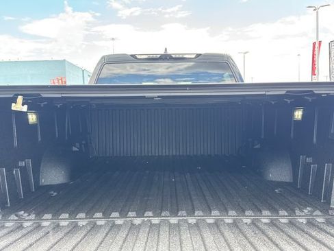 Used 2026 Toyota Tundra Limited AWD/4WD image 12