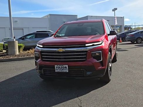 New 2026 Chevrolet Traverse High Country image 4