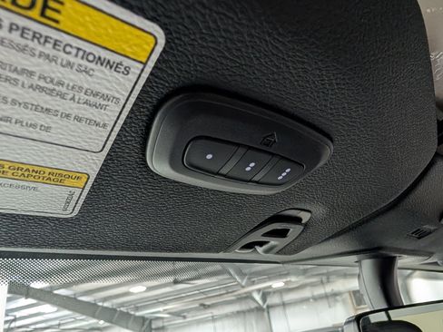 Used 2022 Jeep Wrangler Unlimited Sahara w/ LED Lighting Group image 28