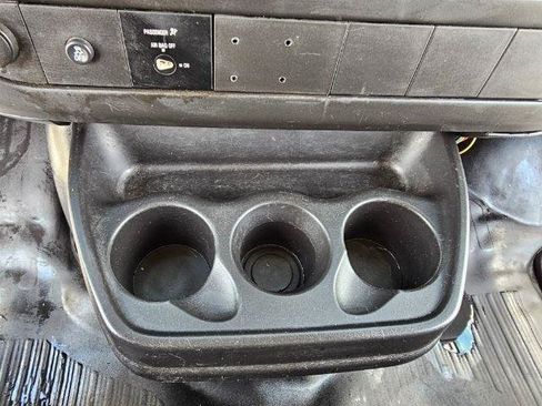 Used 2014 GMC Savana 2500 RWD image 15