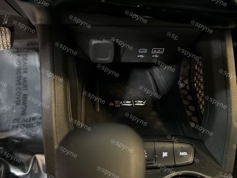 Used 2024 Chevrolet TrailBlazer RS w/ Convenience Package AWD/4WD image 19