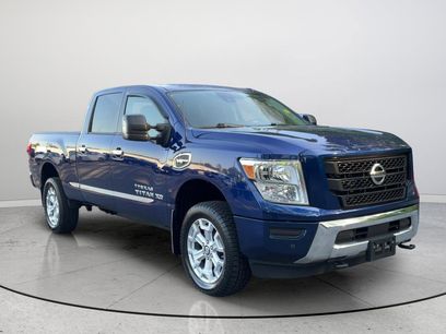 Used 2021 Nissan Titan SV w/ SV Convenience Package