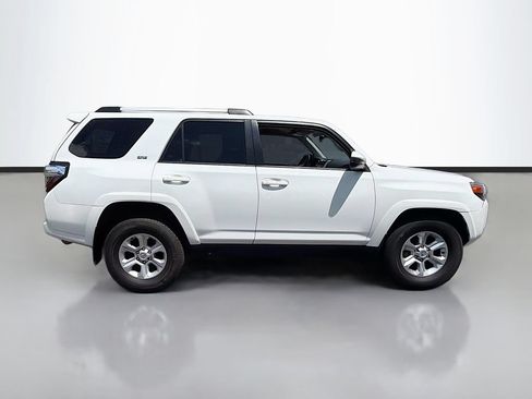 Used 2022 Toyota 4Runner SR5 RWD image 4