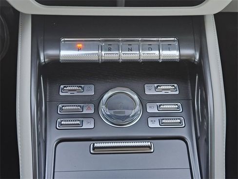 New 2026 Lincoln Nautilus Reserve image 18