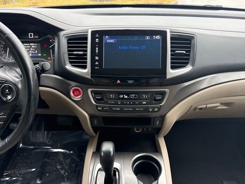 Used 2017 Honda Pilot EX-L image 17