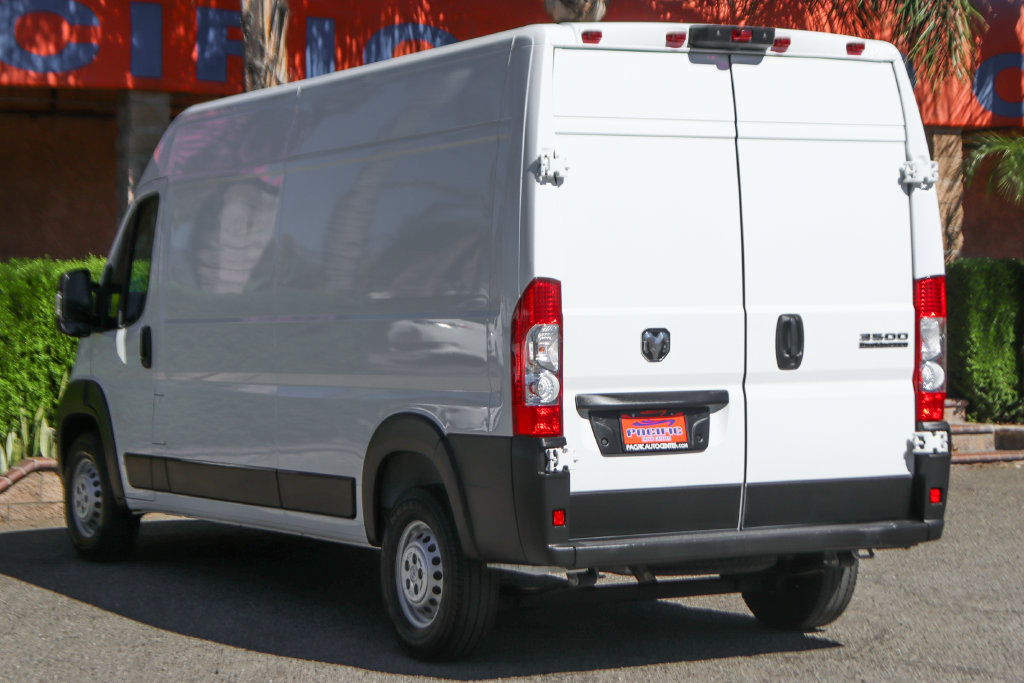 Used 2025 RAM ProMaster 3500 w/ Convenience Group FWD image 6