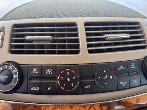Used 2005 Mercedes-Benz E 320 Sedan image 15