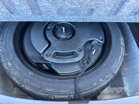 Used 2020 Buick Encore Preferred FWD image 39