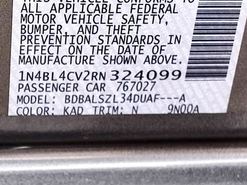 Used 2024 Nissan Altima 2.5 SR w/ SR Premium Package image 13