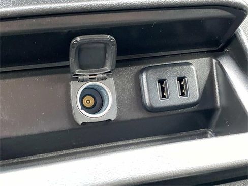 Used 2019 Chevrolet Suburban Premier image 28