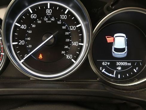 Certified 2023 MAZDA CX-5 Carbon Edition image 10