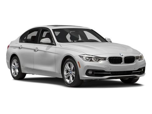 Used 2018 BMW 330i Sedan RWD image 9