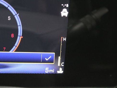 New 2026 Chevrolet Trax LT w/ Driver Confidence Package image 33