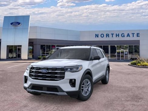 New 2026 Ford Explorer Active w/ Active Comfort Package RWD image 3