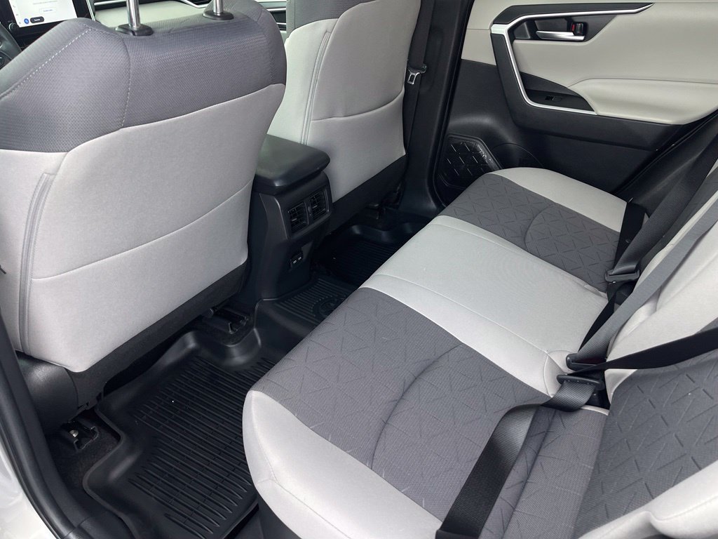 Used 2024 Toyota RAV4 XLE w/ Convenience Package AWD/4WD image 12