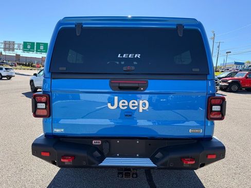 Used 2021 Jeep Gladiator Overland w/ Popular Equipment Package image 5