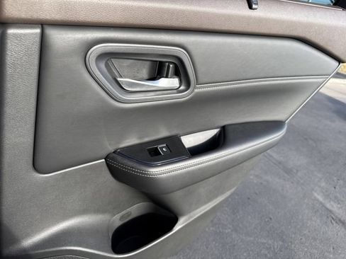 Certified 2023 Nissan Rogue SL w/ SL Premium Package image 22