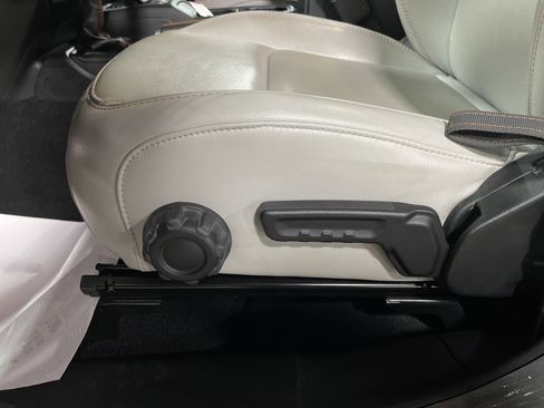 Used 2021 Jeep Gladiator Mojave image 12