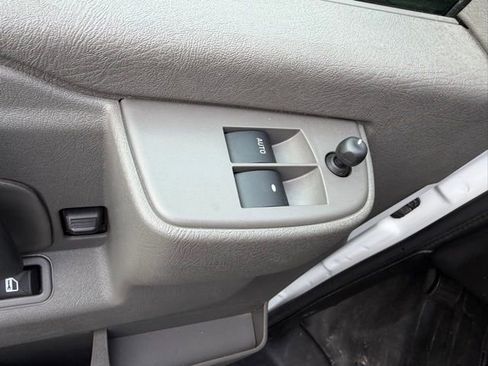 Used 2024 GMC Savana 2500 w/ Driver Convenience Package image 14