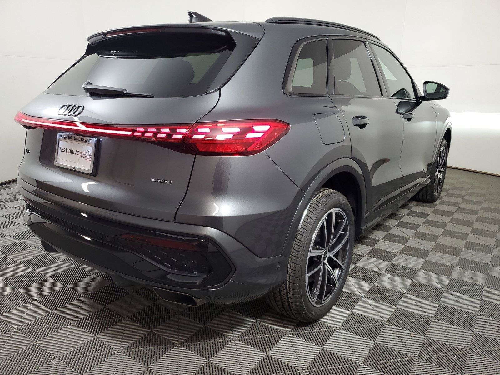 New 2026 Audi Q5 Premium Plus AWD/4WD image 6