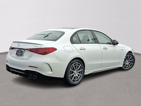 Used 2026 Mercedes-Benz C 43 AMG 4MATIC Sedan image 4