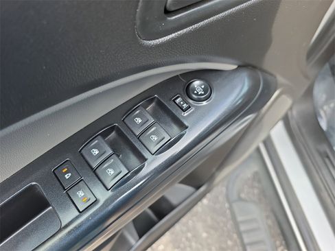 Used 2018 Chevrolet Colorado W/T w/ WT Convenience Package image 19