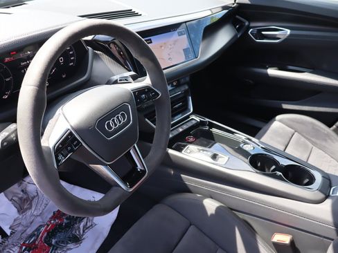 Used 2023 Audi e-tron GT Premium Plus AWD/4WD image 10