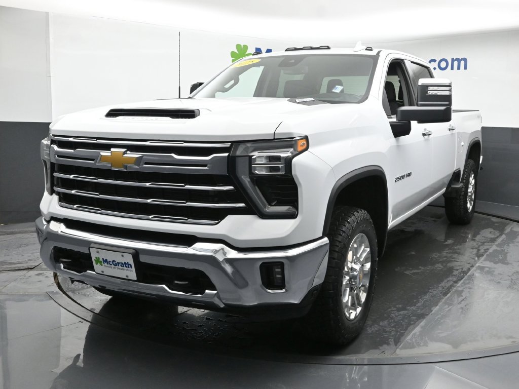 Used 2025 Chevrolet Silverado 2500 LTZ AWD/4WD image 21