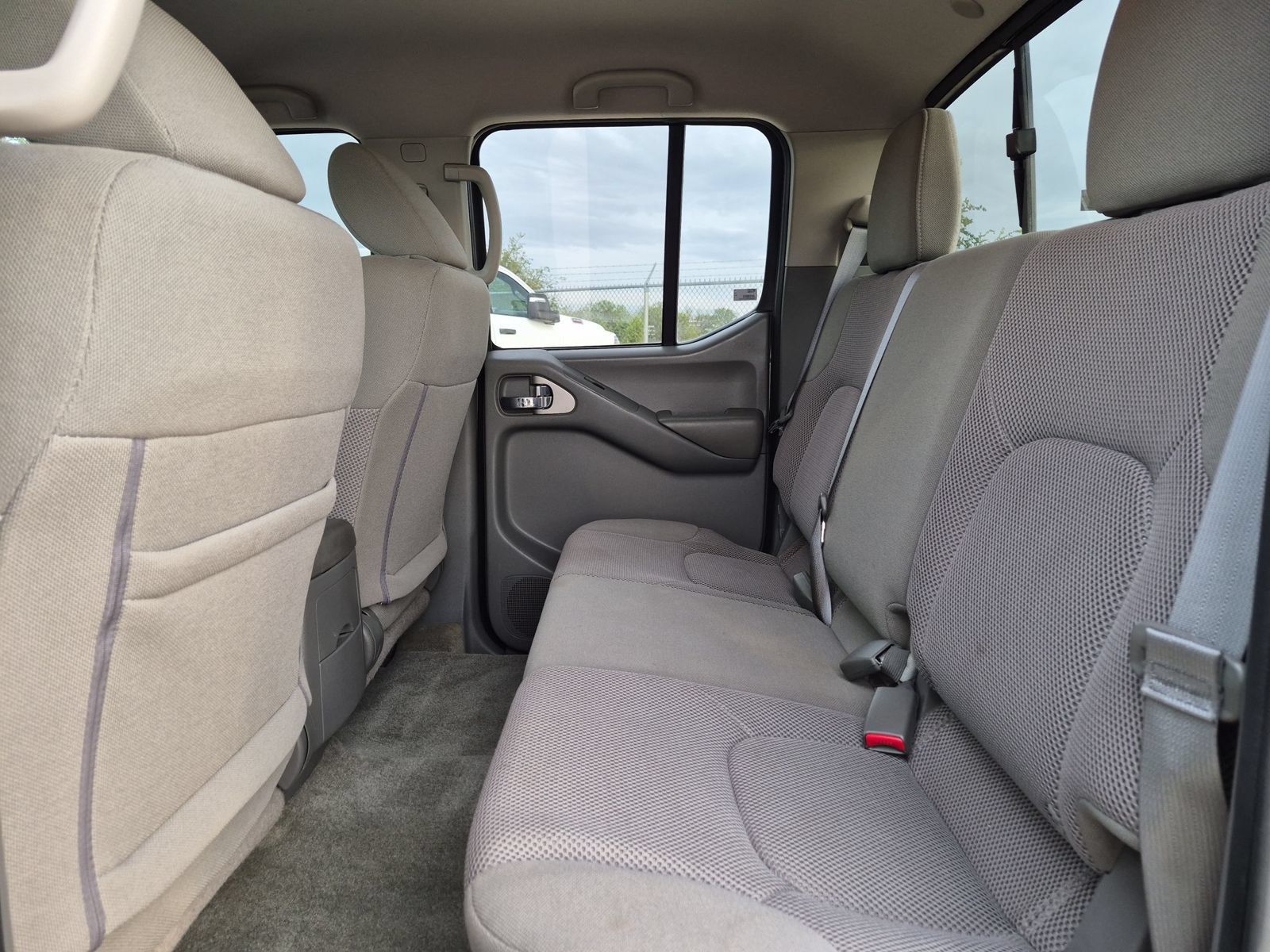 Used 2018 Nissan Frontier SV w/ Value Truck Package RWD image 23